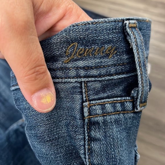 GOLDSIGN DENIM JENNY DISTRESSED JEANS SIZE 27 - Picture 7 of 16